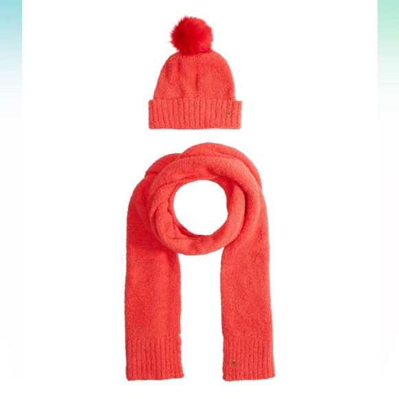 NWOT Lilly Pulitzer - Frosti Scarf and Hat Set - Picture 2 of 8